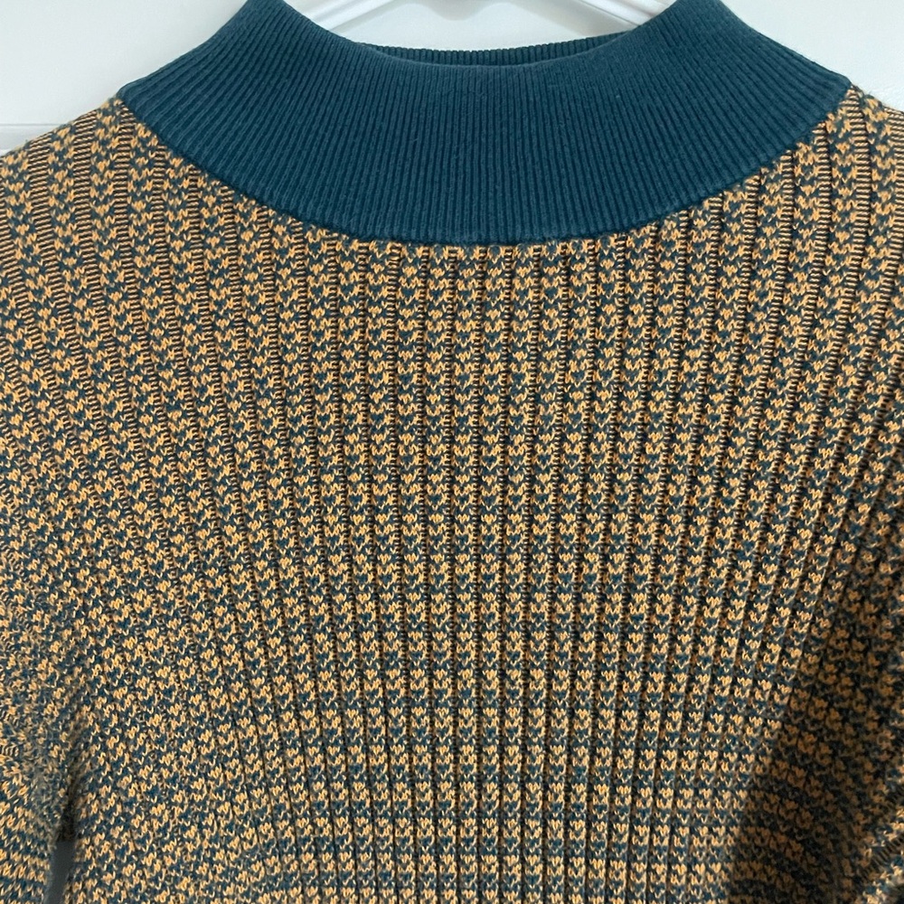 Victor Glemaud Mock Neck Cropped Knit Sweater - Picture 3 of 8